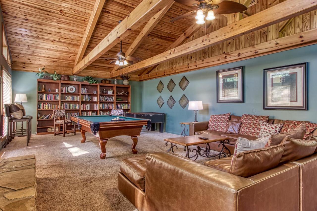 Mountain Lake Lodge, Hot Tub, Theater Room, 1089 Free Tickets Each Paid Day, Dollywood And More Sevierville Exterior foto